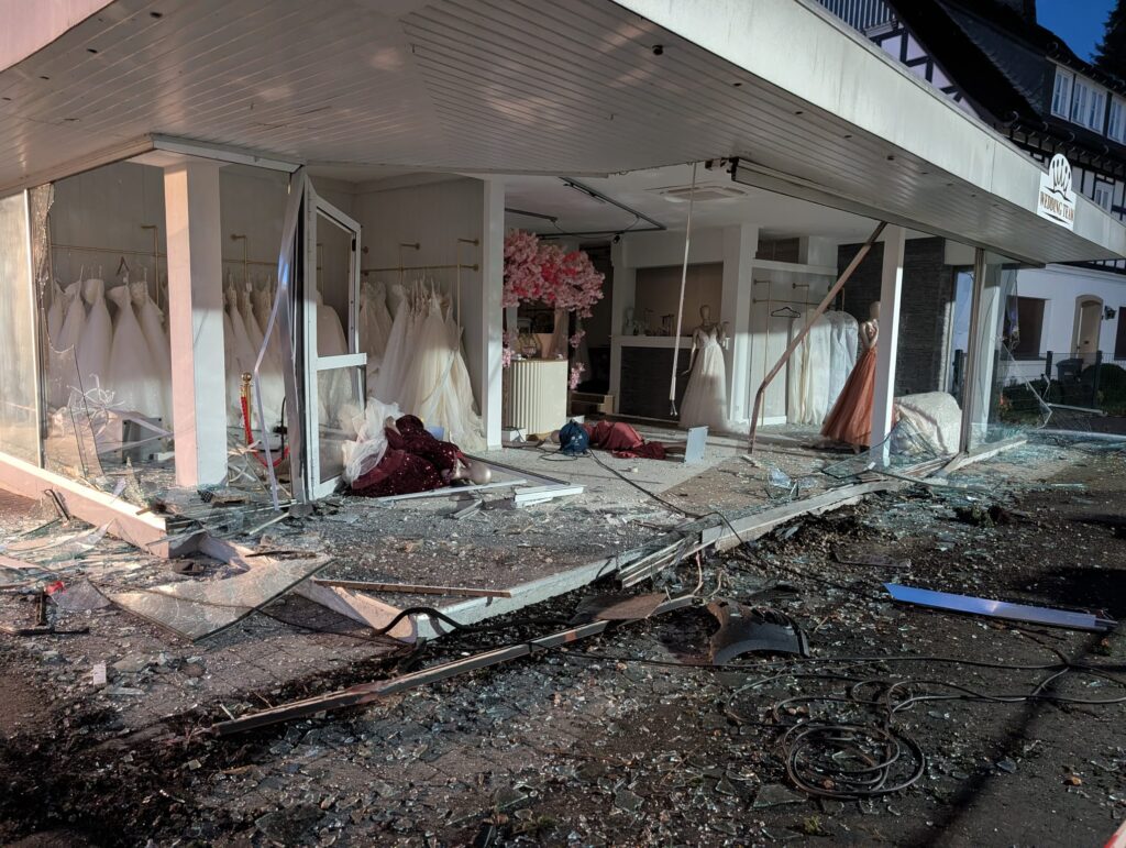 PHOTO 2025 12 02 07 04 59 1024x771